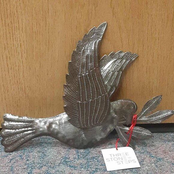 Handmade Three Stone Steps Haitian Metal art Dove of peace with Olive Branch NWT - Picture 1 of 14